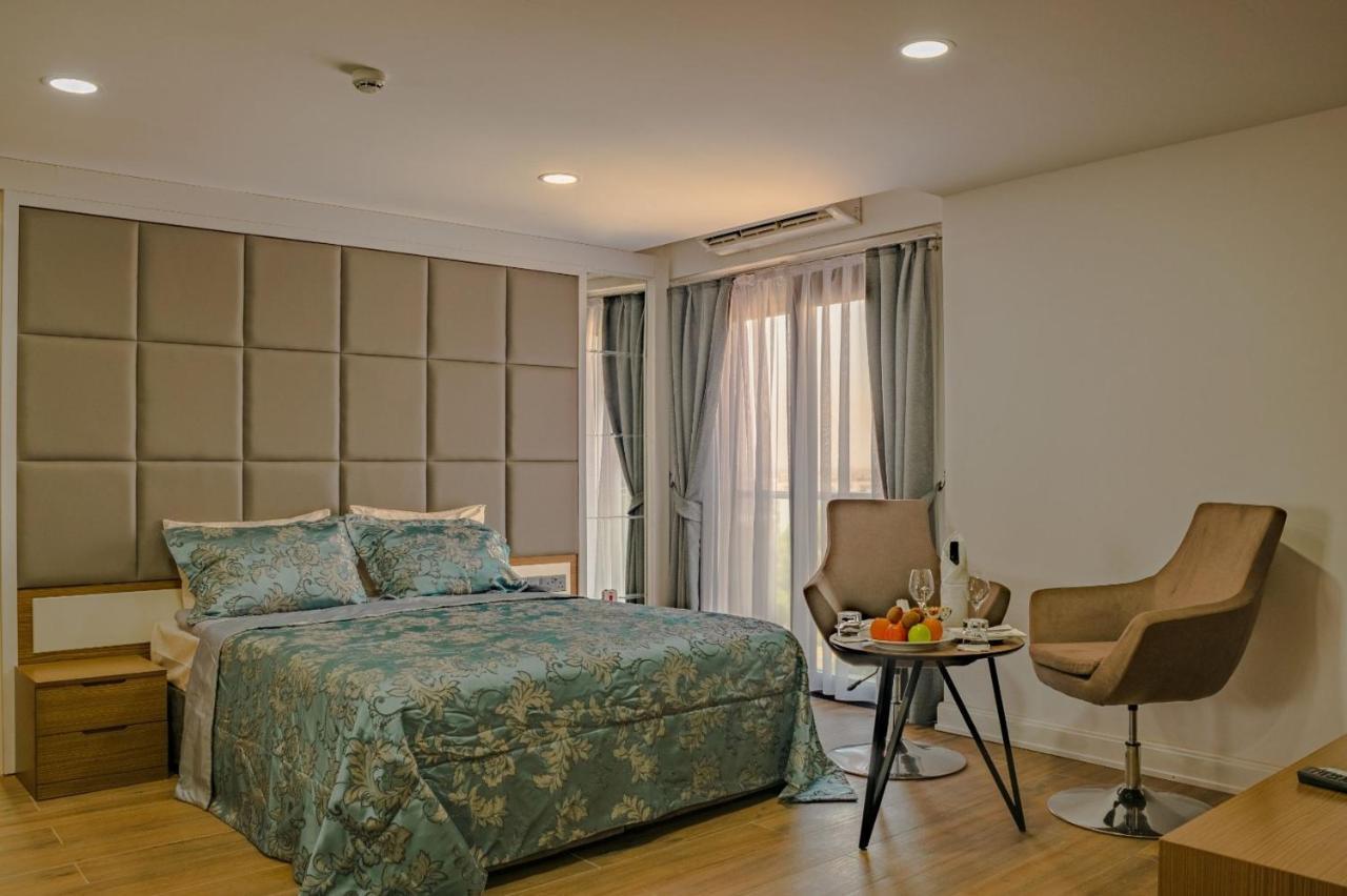 Novel Centre Point 3* Famagusta (Northern Cyprus)